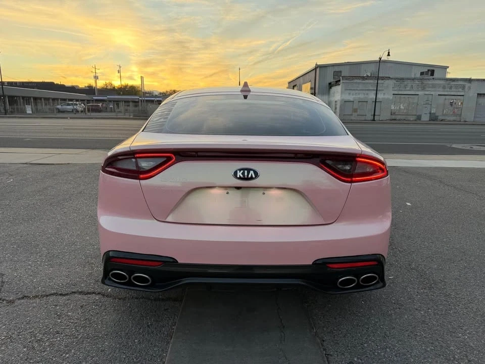 2018 Kia Stinger - Image 19 of 20