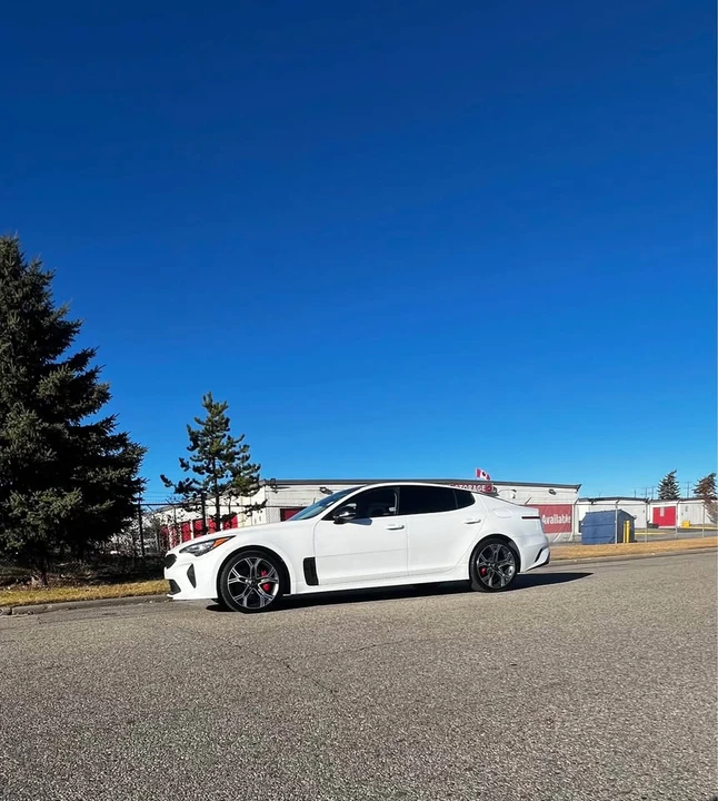 2018 Kia Stinger - Image 2 of 9