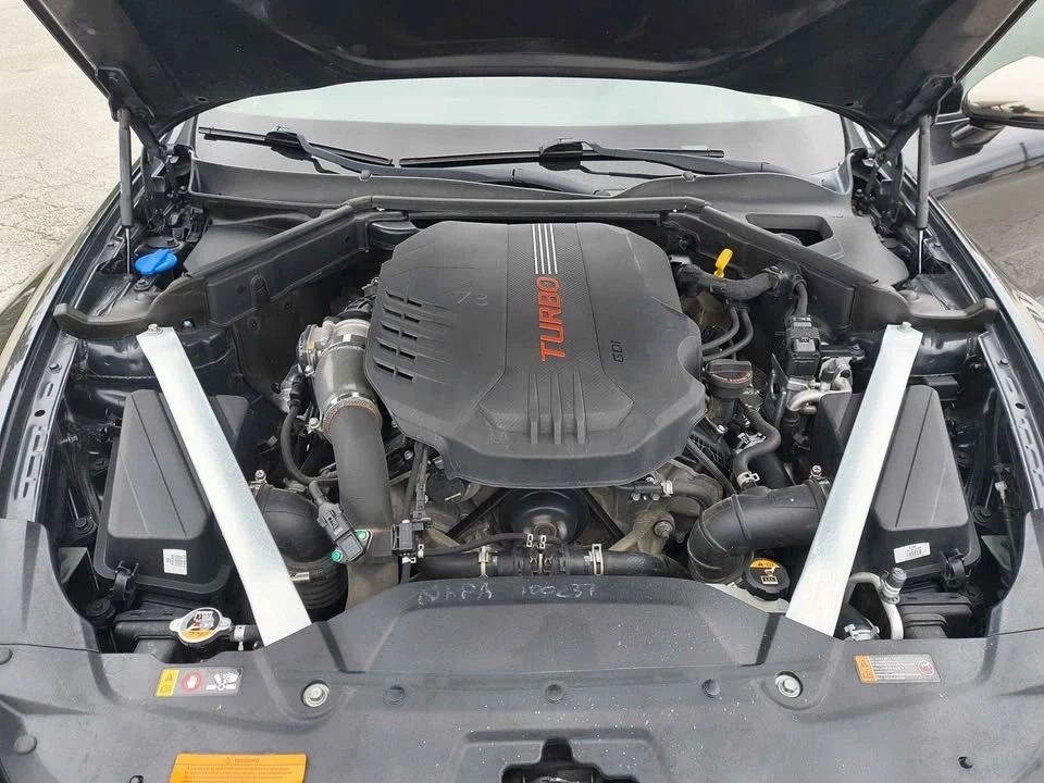 2018 Kia Stinger - Image 19 of 20