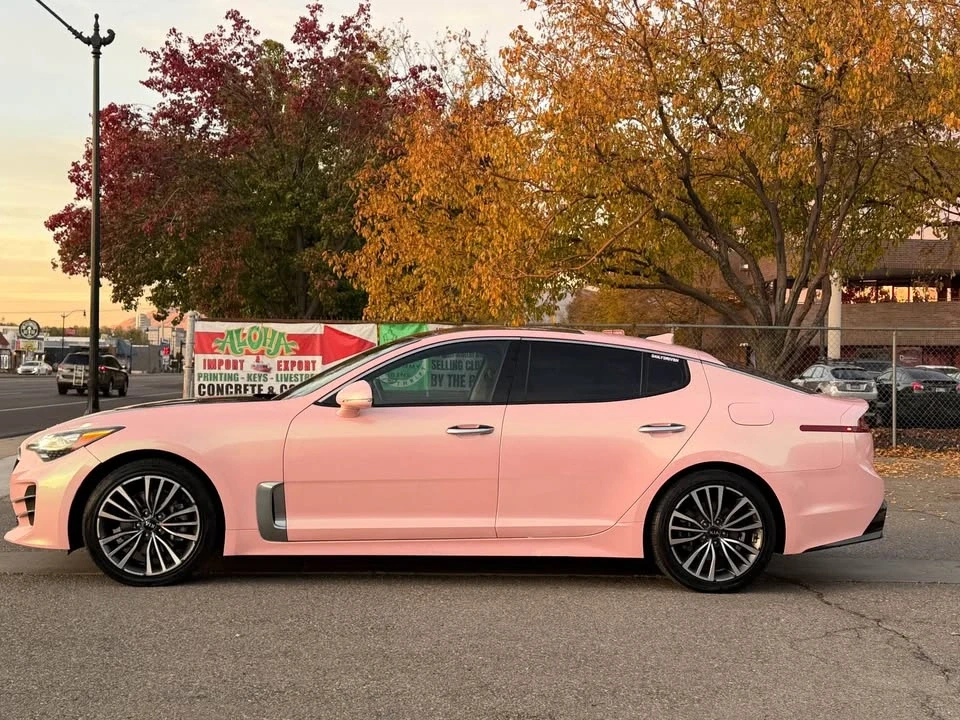 2018 Kia Stinger - Image 7 of 20