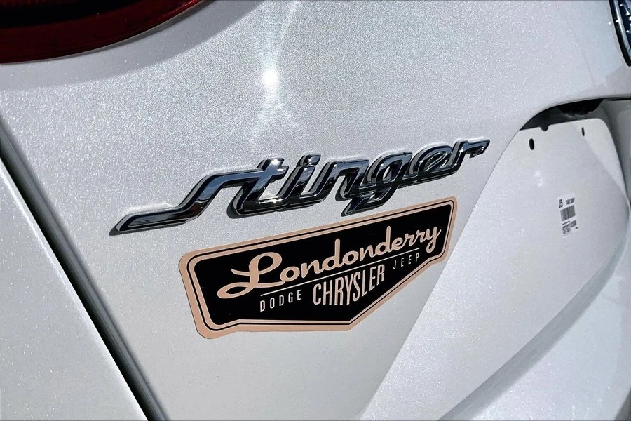 2018 Kia Stinger - Image 7 of 9