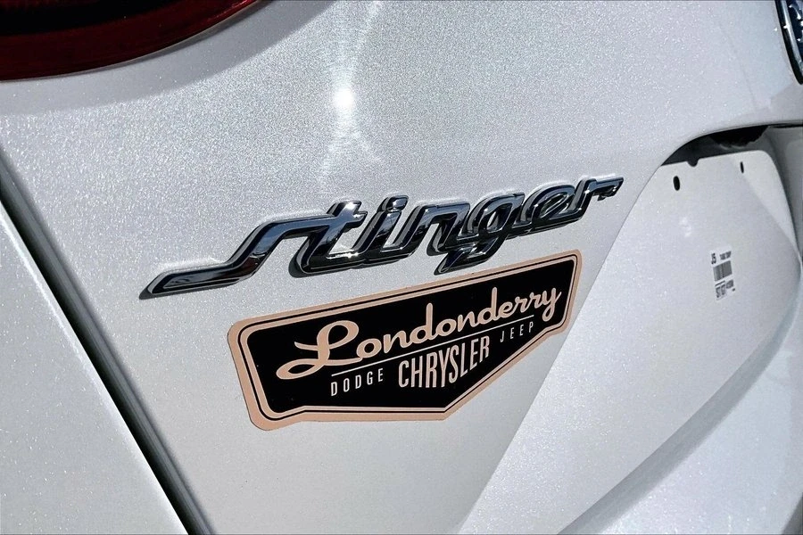 2018 Kia Stinger - Image 7 of 9