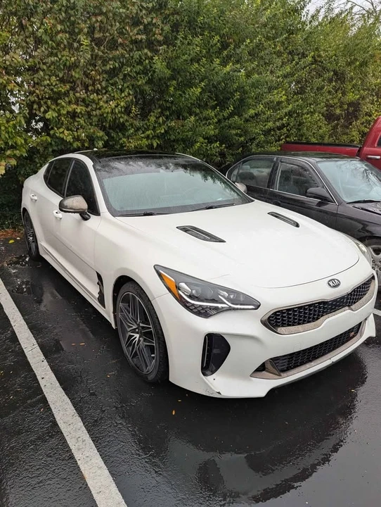 2018 Kia Stinger - Image 2 of 6