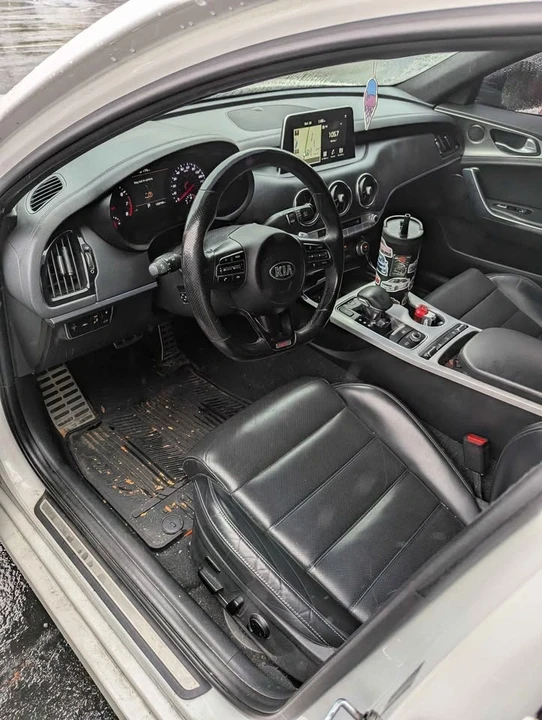 2018 Kia Stinger - Image 5 of 6