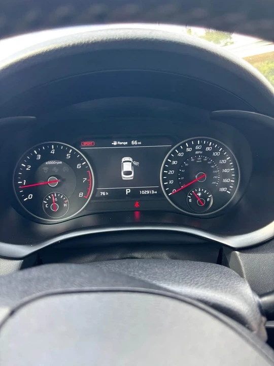 2018 Kia Stinger - Image 10 of 13