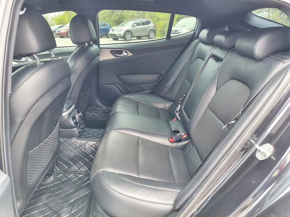 2018 Kia Stinger - Image 12 of 20