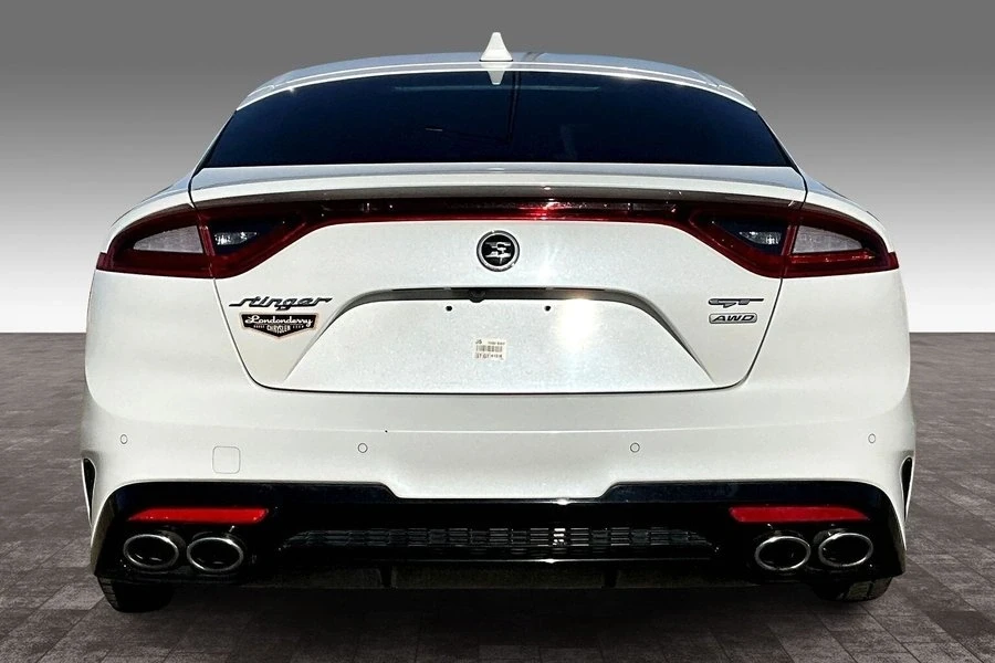2018 Kia Stinger - Image 3 of 9