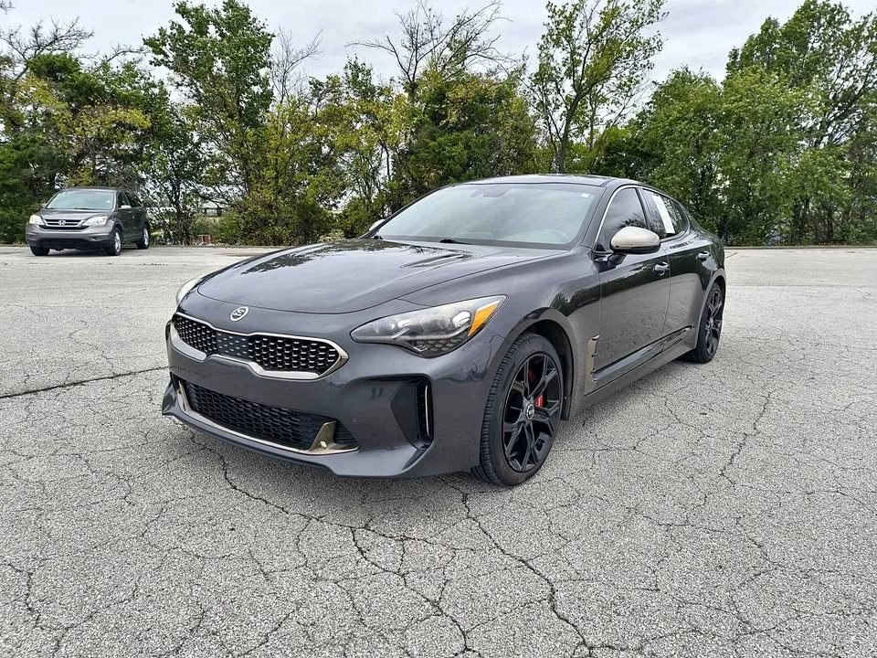 2018 Kia Stinger - Image 2 of 20