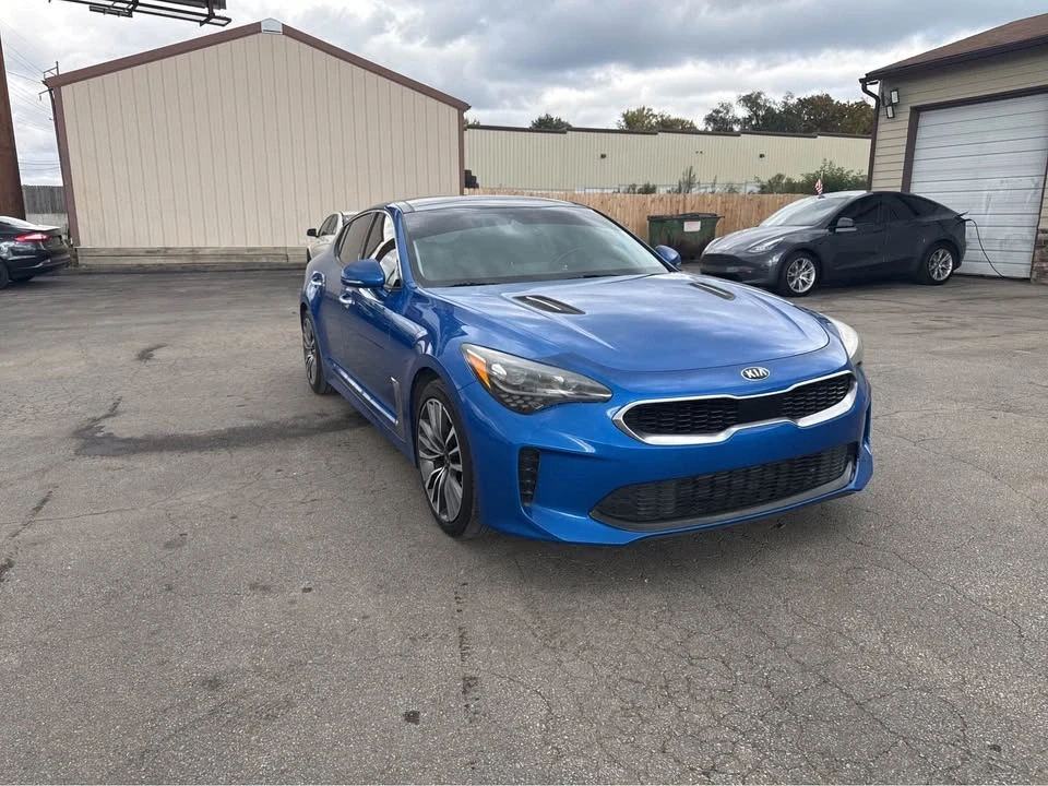 2018 Kia Stinger - Image 3 of 10