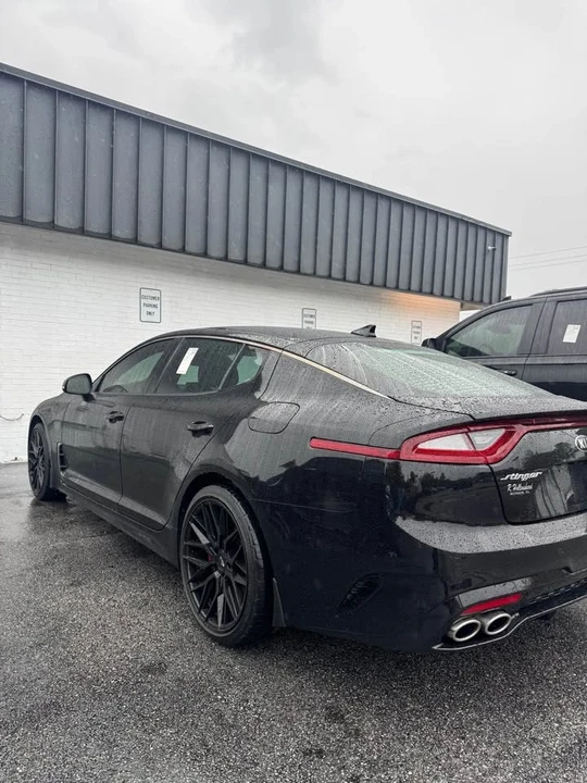 2018 Kia Stinger - Image 5 of 13