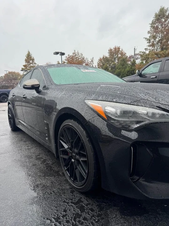 2018 Kia Stinger - Image 2 of 13