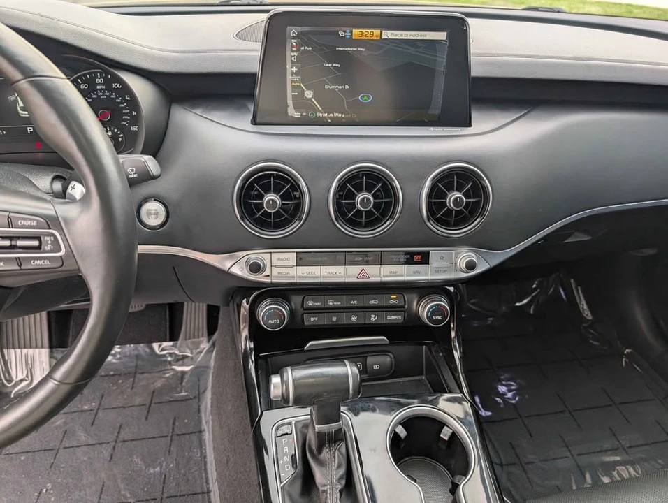 2018 Kia Stinger - Image 10 of 10