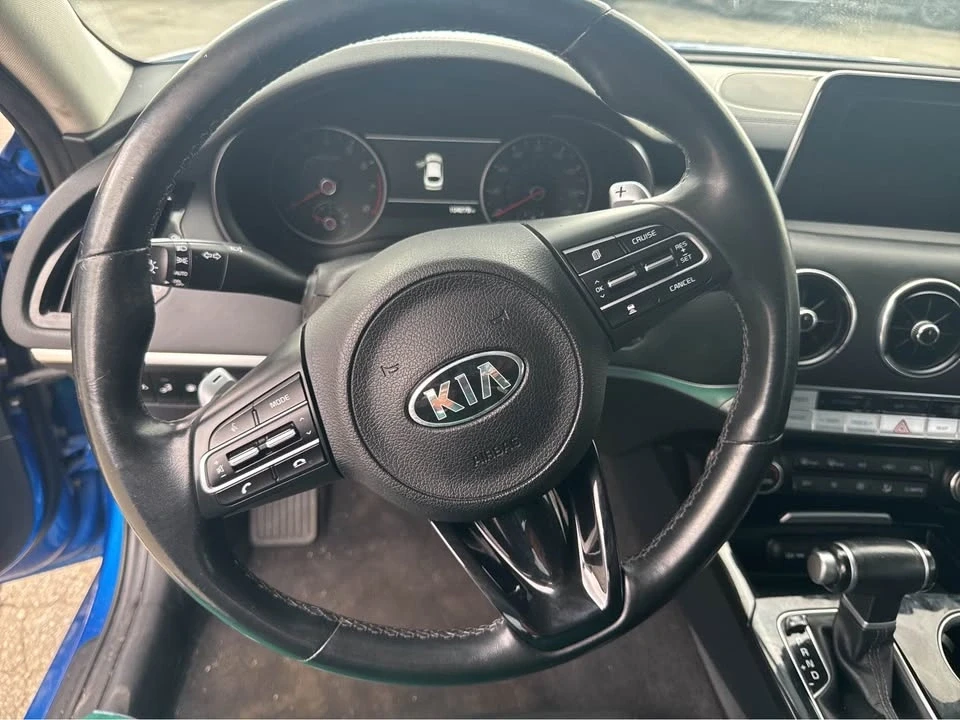 2018 Kia Stinger - Image 6 of 10