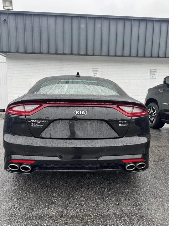 2018 Kia Stinger - Image 7 of 13