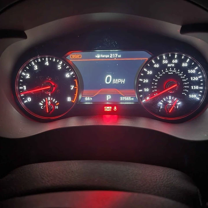 2018 Kia Stinger - Image 14 of 15