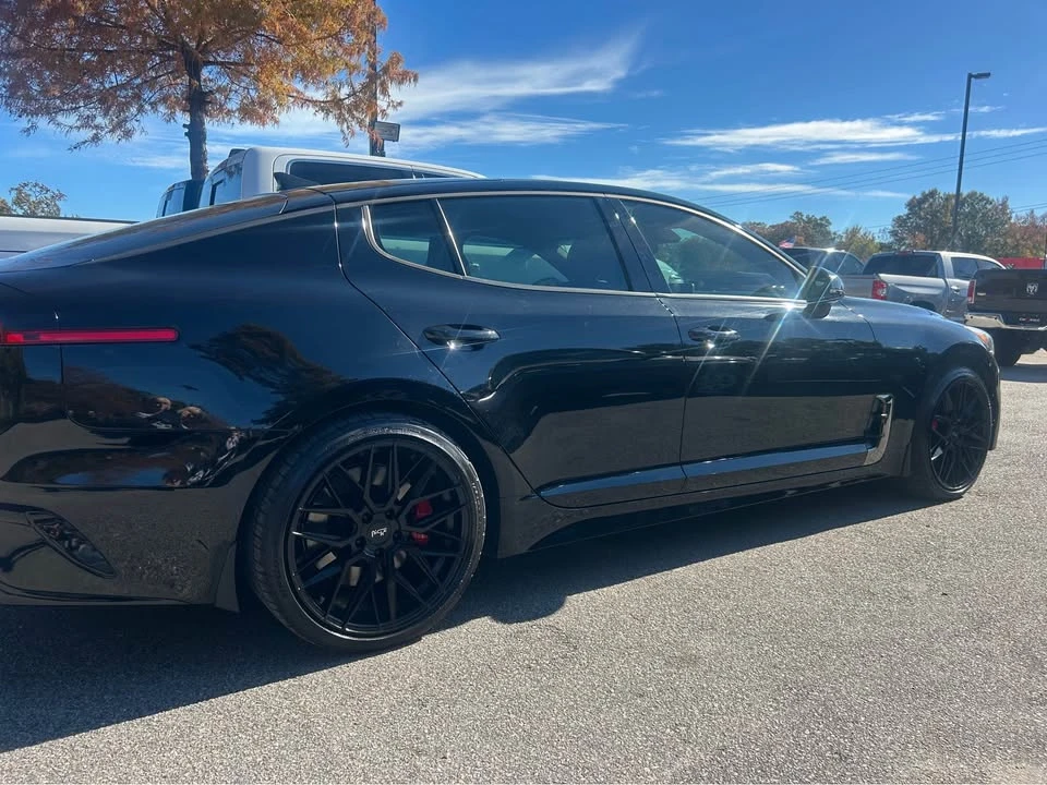 2018 Kia Stinger - Image 2 of 5