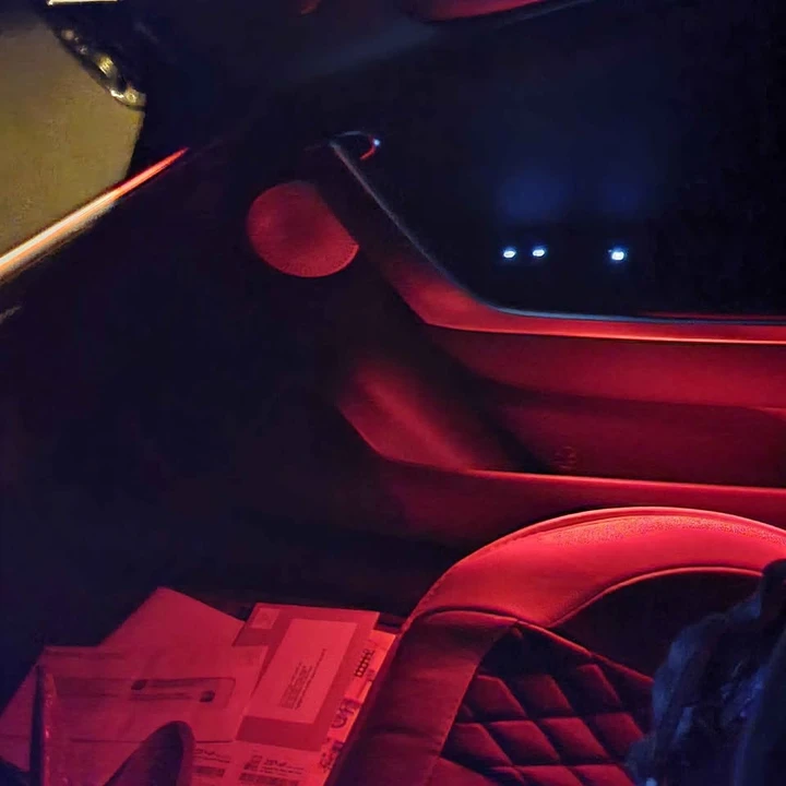 2018 Kia Stinger - Image 10 of 15