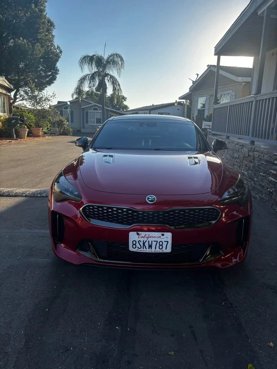 2018 Kia Stinger - Image 2 of 10