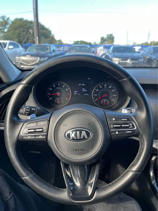 2018 Kia Stinger - Image 12 of 13