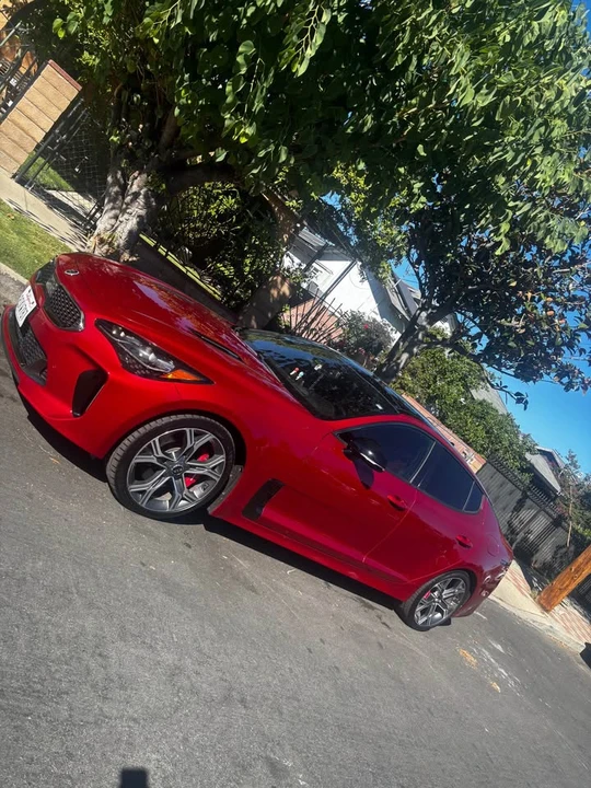 2018 Kia Stinger - Image 9 of 10
