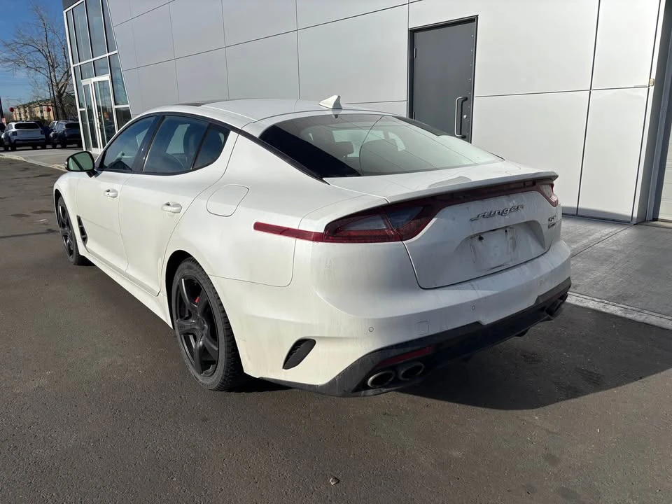 2018 Kia Stinger - Image 2 of 9