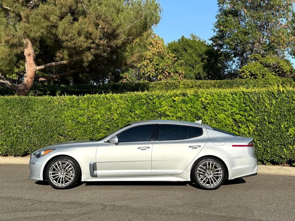 2018 Kia Stinger - Image 7 of 20