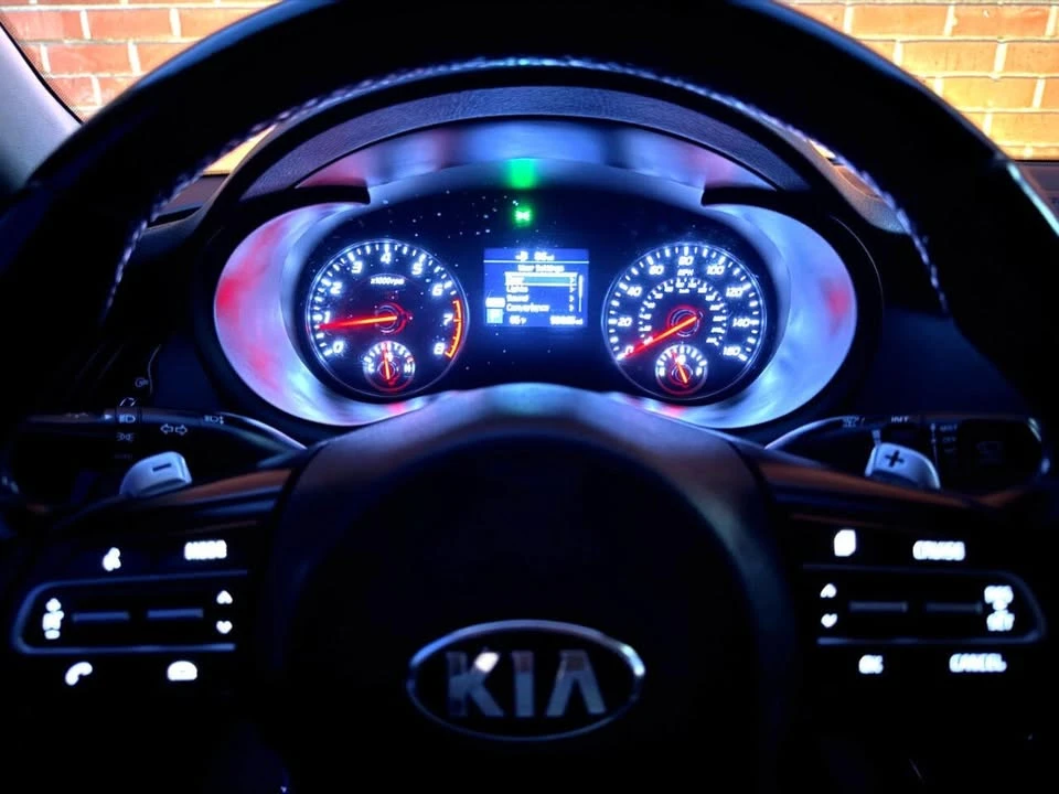 2018 Kia Stinger - Image 12 of 20
