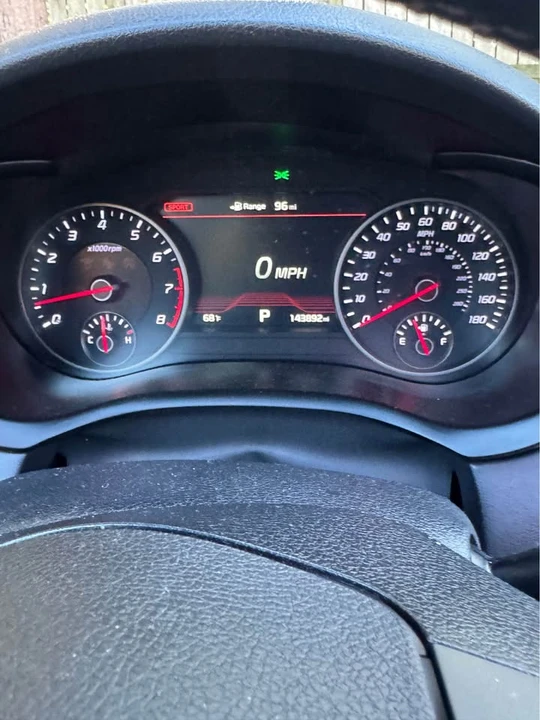 2018 Kia Stinger - Image 14 of 19