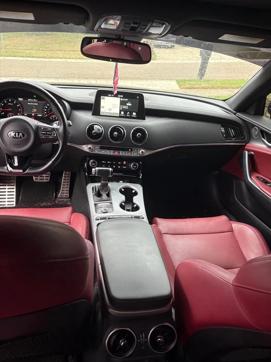 2018 Kia Stinger - Image 11 of 11