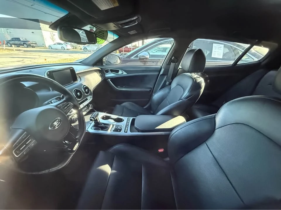 2018 Kia Stinger - Image 5 of 6