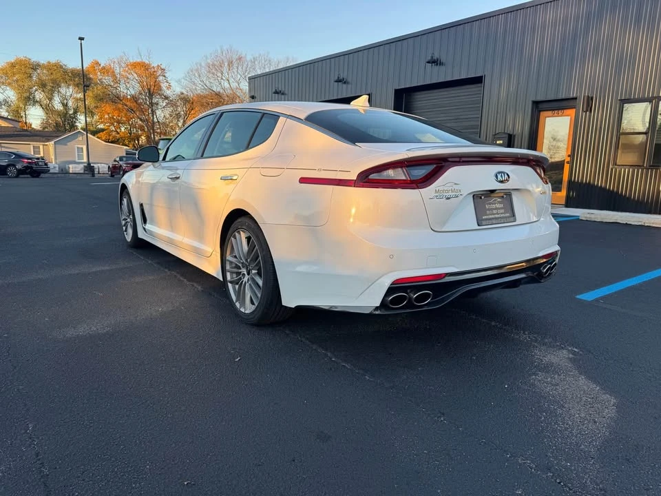 2018 Kia Stinger - Image 2 of 7
