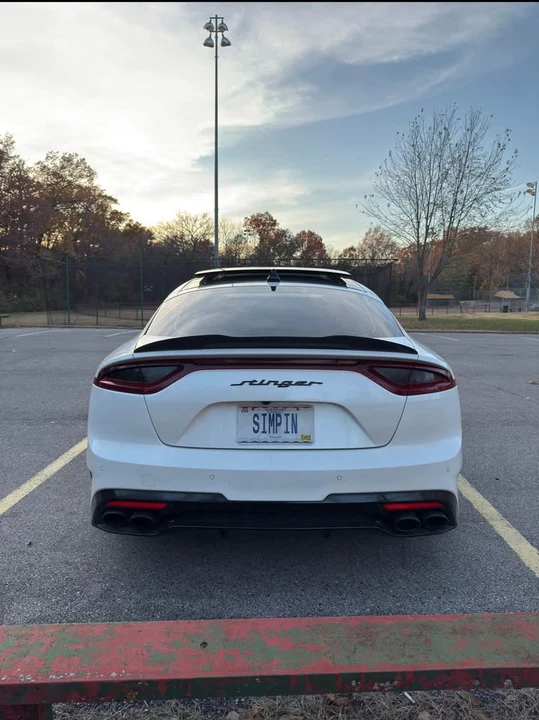 2018 Kia Stinger - Image 4 of 17