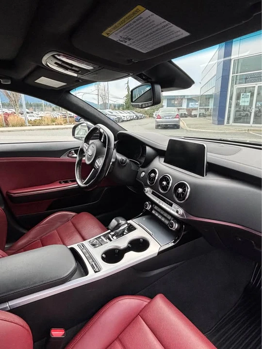 2018 Kia Stinger - Image 5 of 7