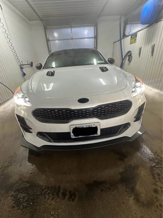 2018 Kia Stinger - Image 7 of 19