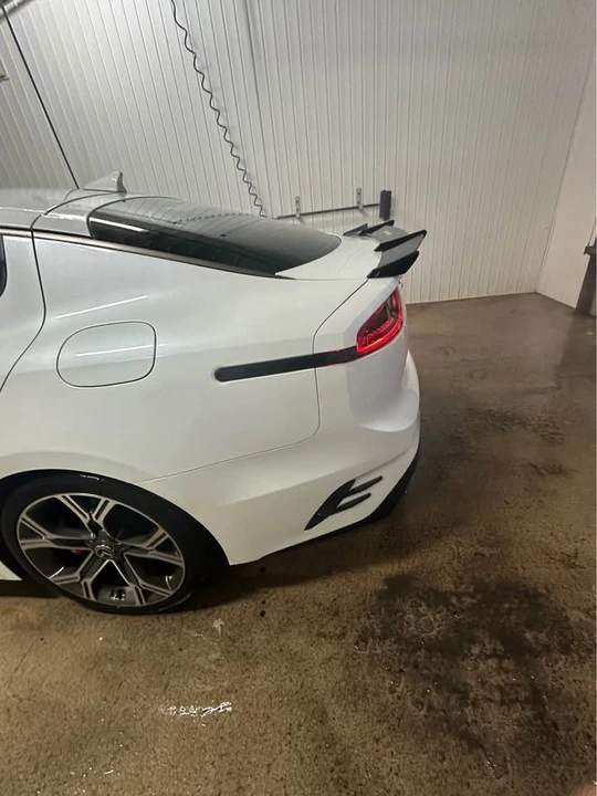 2018 Kia Stinger - Image 3 of 19