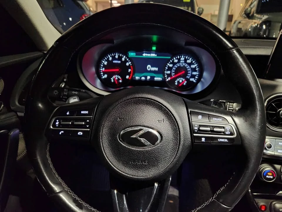 2018 Kia Stinger - Image 6 of 12