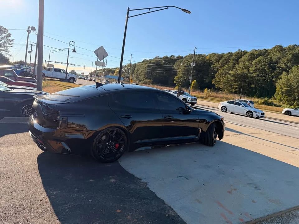 2018 Kia Stinger - Image 9 of 10