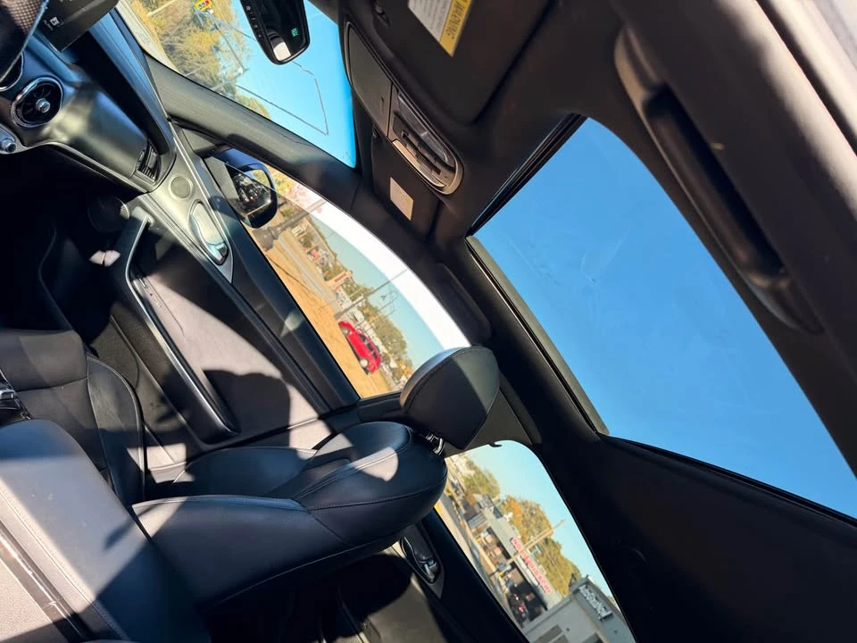 2018 Kia Stinger - Image 6 of 10