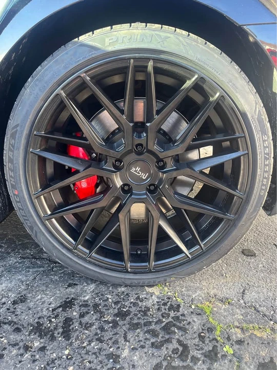 2018 Kia Stinger - Image 9 of 14