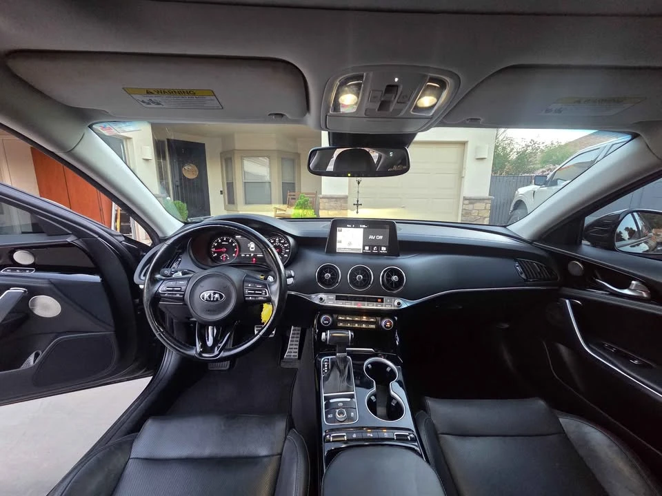 2018 Kia Stinger - Image 4 of 8
