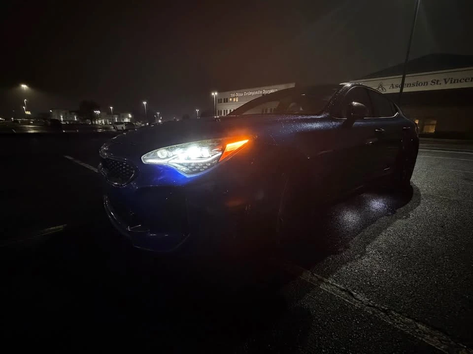 2018 Kia Stinger - Image 7 of 15
