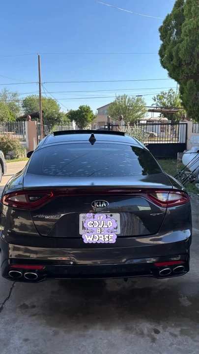 2018 Kia Stinger - Image 2 of 4