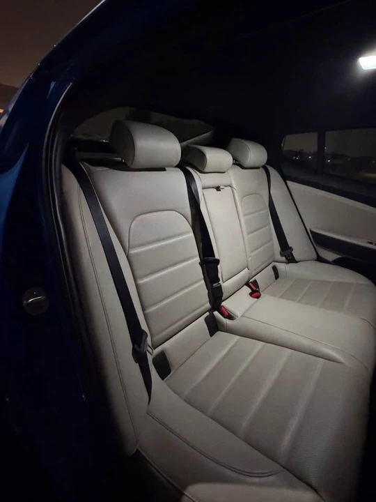 2018 Kia Stinger - Image 11 of 15