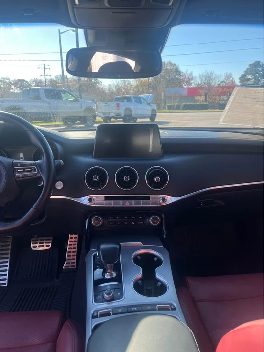 2018 Kia Stinger - Image 7 of 14