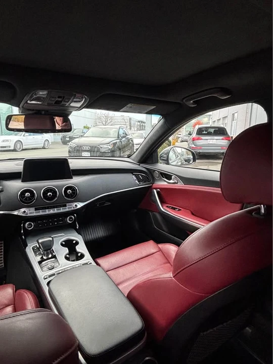 2018 Kia Stinger - Image 7 of 7