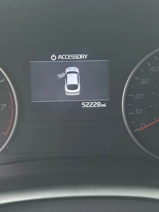 2018 Kia Stinger GT - Image 6 of 10