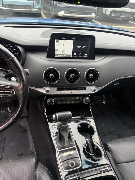 2018 Kia Stinger - Image 9 of 9