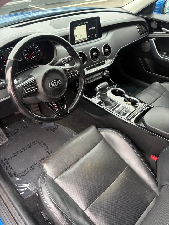 2018 Kia Stinger - Image 7 of 9