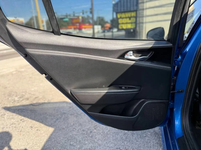 2018 Kia Stinger - Image 15 of 18
