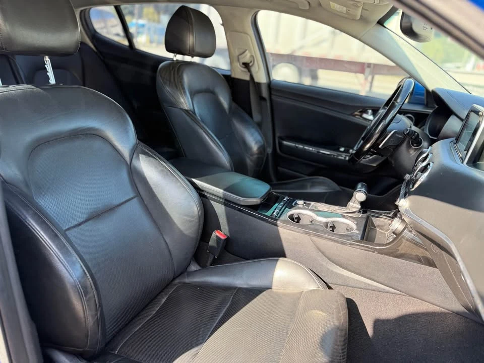 2018 Kia Stinger - Image 19 of 20